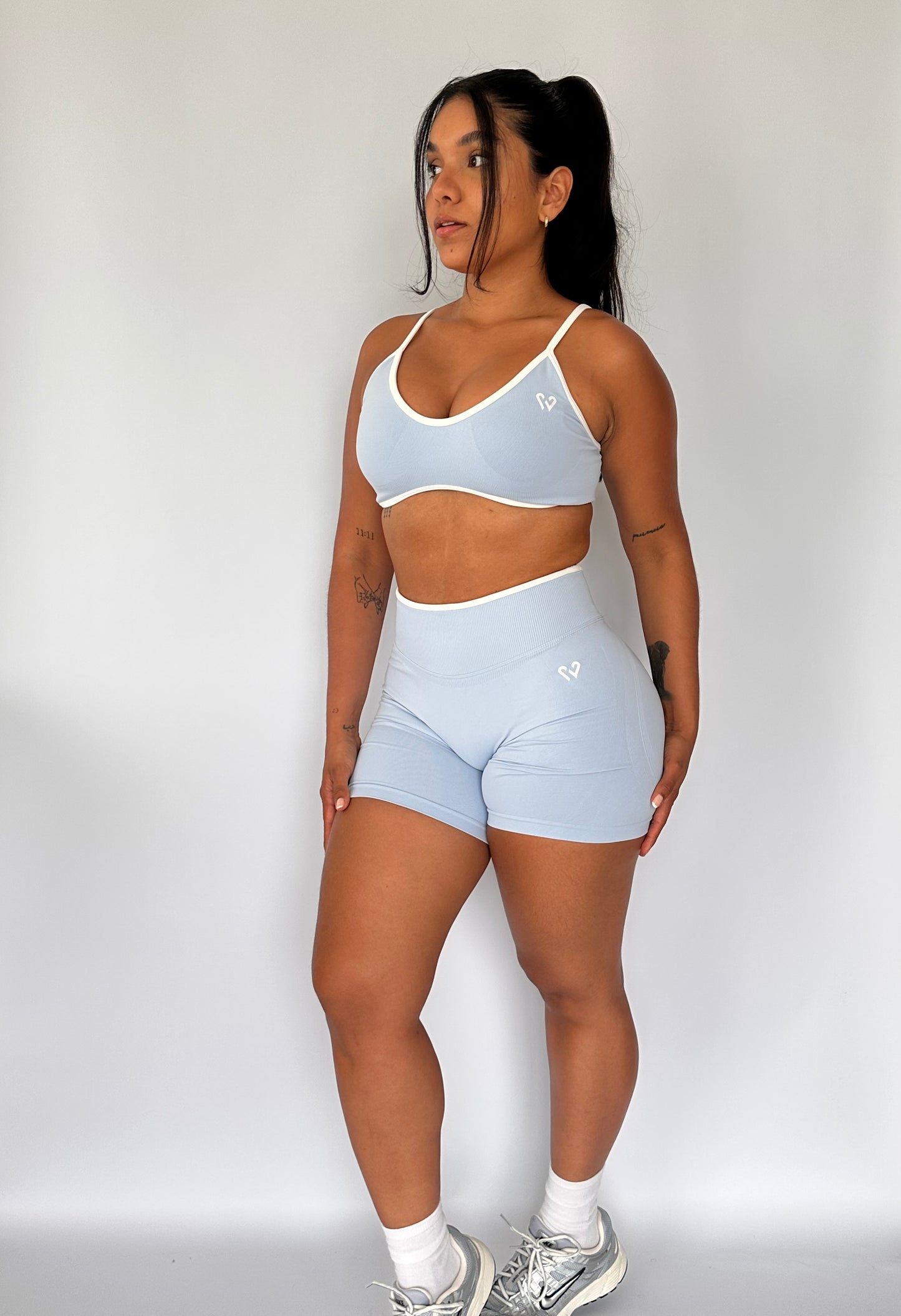 SHORTS DEPORTIVO MOLDEADOR