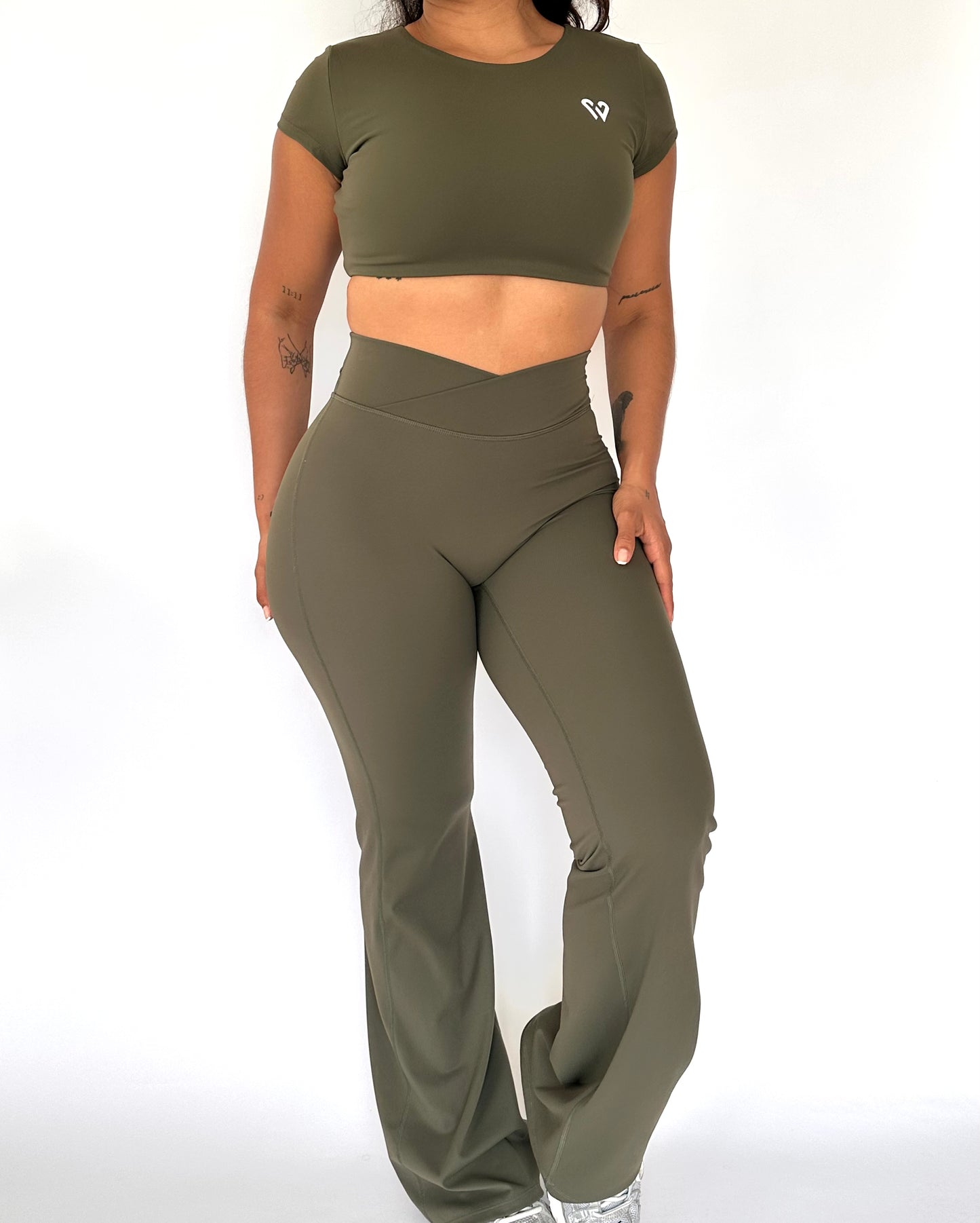 LEGGINGS ACAMPANADO MOVIMIENTO SUAVE