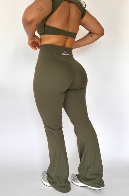 LEGGINGS ACAMPANADO MOVIMIENTO SUAVE