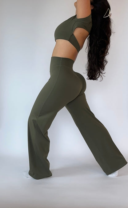 LEGGINGS PIERNA RECTA TIRO ALTO