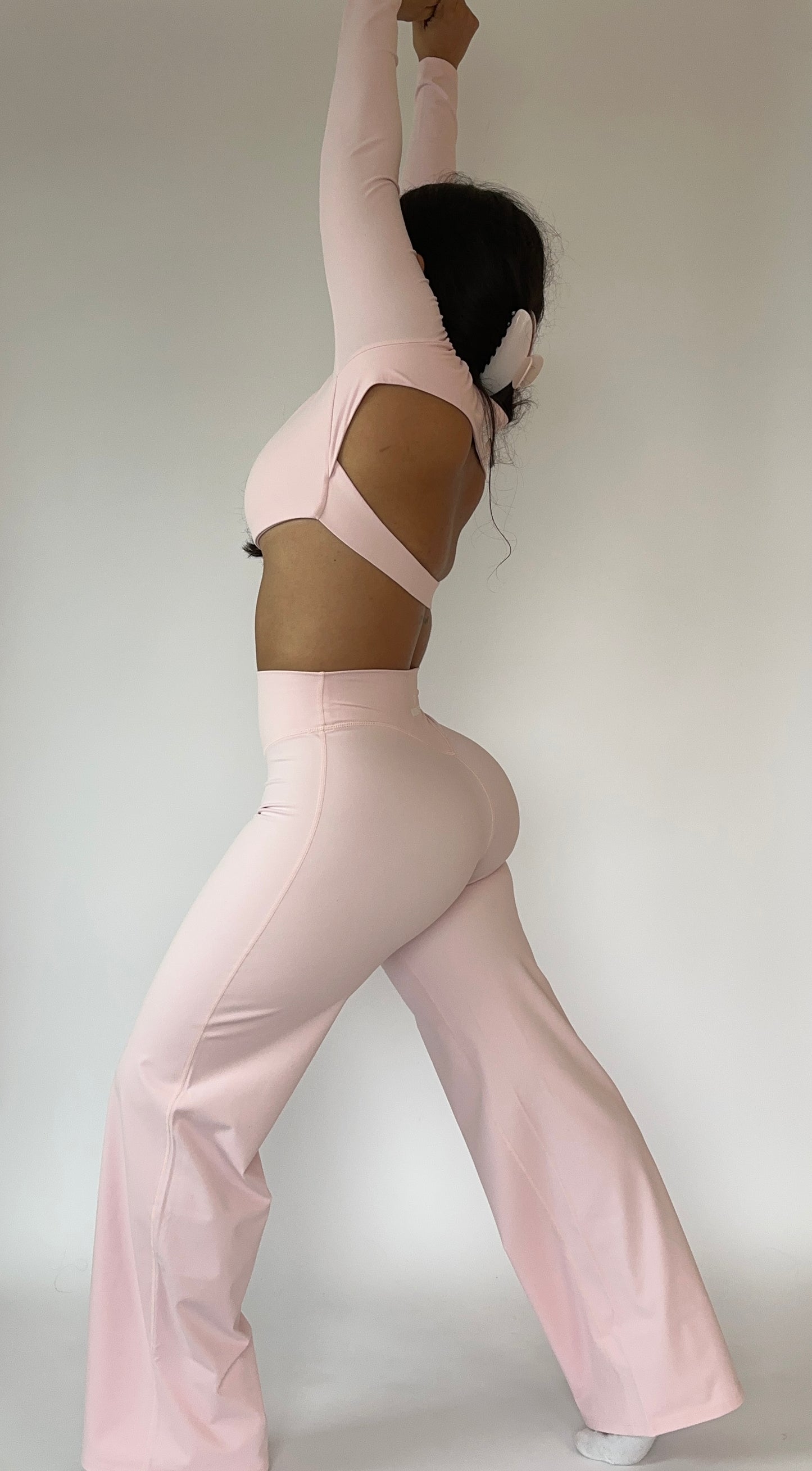 LEGGINGS PIERNA RECTA TIRO ALTO