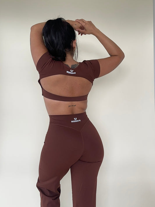 CROP TOP SUAVE MANGA CORTA